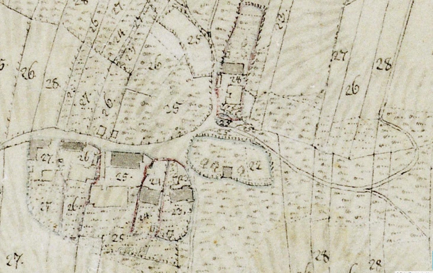 Ausführliche alte Stadtkarte mit nummerierten Gebäuden, Straßen und Text, die eine vorgeschlagene Entwicklungsstelle am unteren Rand anzeigt.