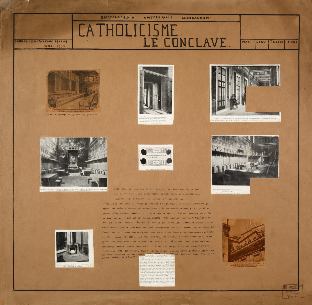Ein Buch mit Bildern und Texten zur Geschichte der Katholischen Kirche, einschließlich Bildern ihrer Räume, Korridore und konservierter Artefakte.
