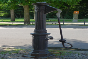 Eine neue Pump-Track-Einrichtung wird offiziell eröffnet