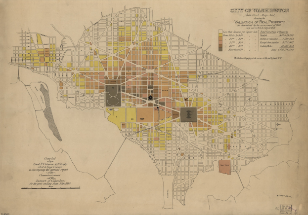 Ein detailliertes altes Stadtplan von Washington, D.C., das die Bewertung von Immobilien hervorhebt, mit Straßen, Parks und Sehenswürdigkeiten in fetter Schrift.