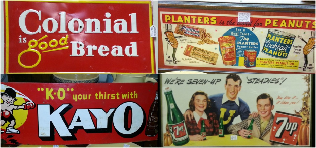 Ein Collage aus vier Plakaten mit drei Kindern vorne rechts, zwei Jungen und ein Mädchen, sitzend und lachend, während sie eine grüne Coke-Flasche halten.