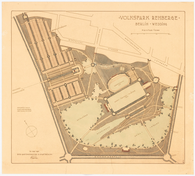 Ausführliche alte Karte von Berlin, Deutschland, mit hervorgehobenen Gebäuden, Straßen und Parkmerkmalen im Volkspark Rehberg.